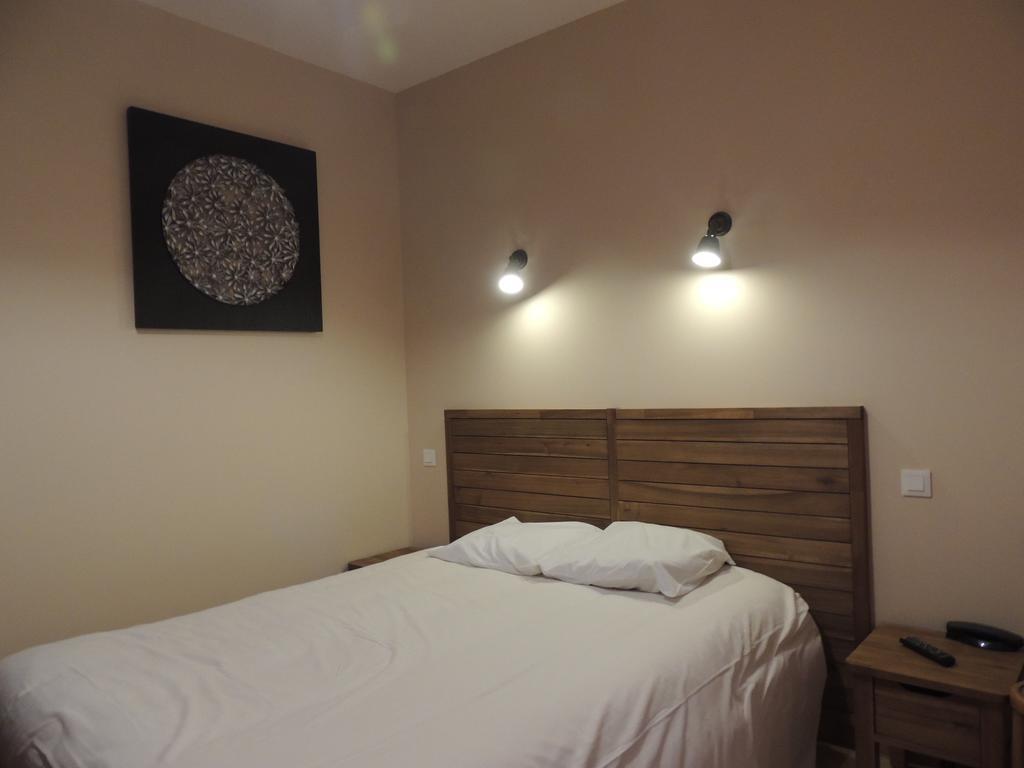 Hotel Des Alpes Le Bourg-dʼOisans Quarto foto