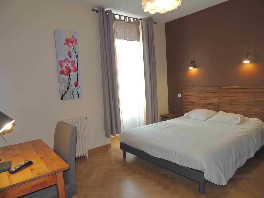 Hotel Des Alpes Le Bourg-dʼOisans Quarto foto